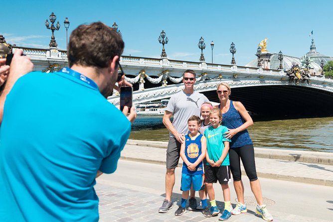 Paris Highlights Bike Tour: Eiffel Tower, Louvre and Notre-Dame - Along the Seine toward Notre-Dame