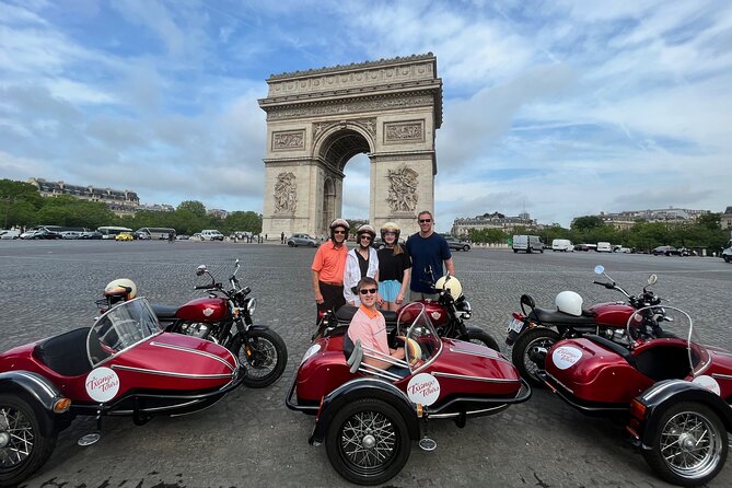 Paris Highlights: Private Sidecar Tour - Arc de Triomphe: a five-minute photo stop