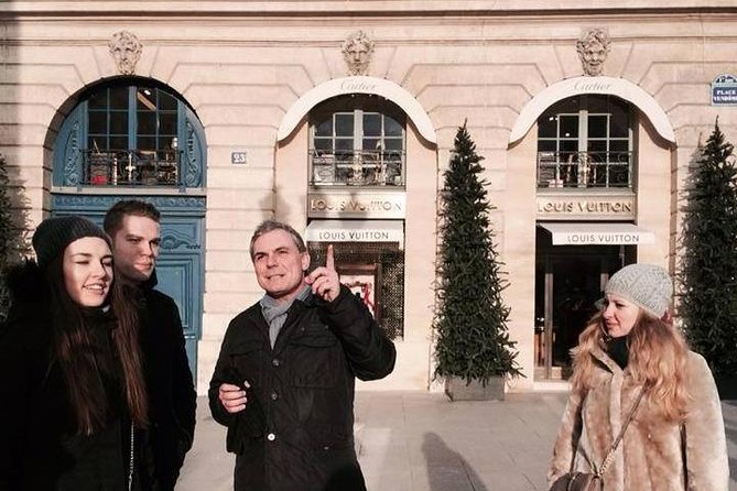 Paris Highlights Tour: The Best of the City Heart in 3 Hours - Place Vendôme and Parisian luxury
