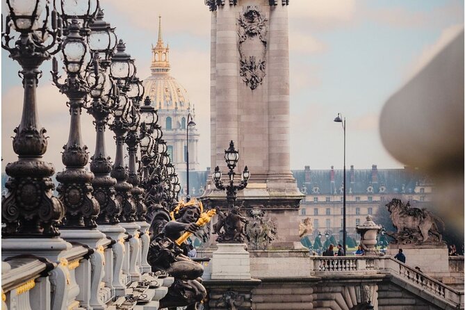 Paris History Walk: Medieval Marais, Notre Dame Islands & Stories - Notre Dame from the outside