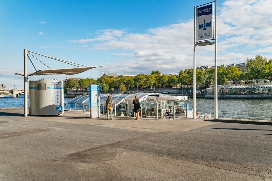 Paris: Hop-On Hop-Off Seine Cruise Pass with 9 Stops - Jardin des Plantes and the Cité de la Mode