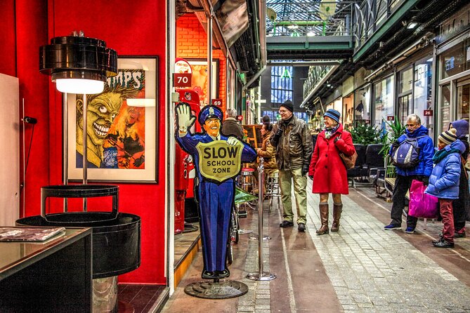Paris Iconic Saint Ouen Flea Market Small Group Walking Tour - Choosing the right items with your guide