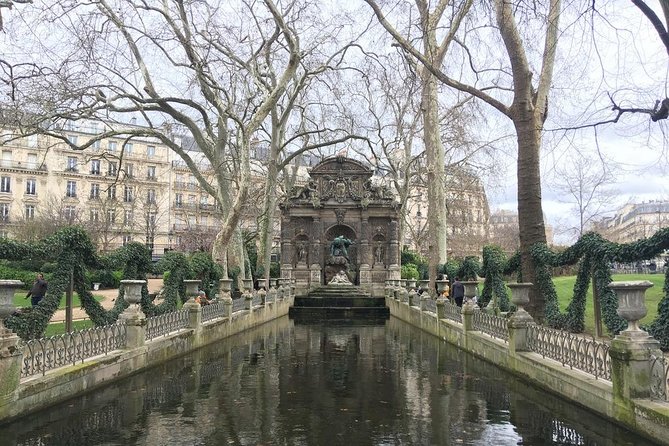 Paris Ile-de-la-Cité Walking Tour: Max 6 People Group or Private - Key points to know before booking