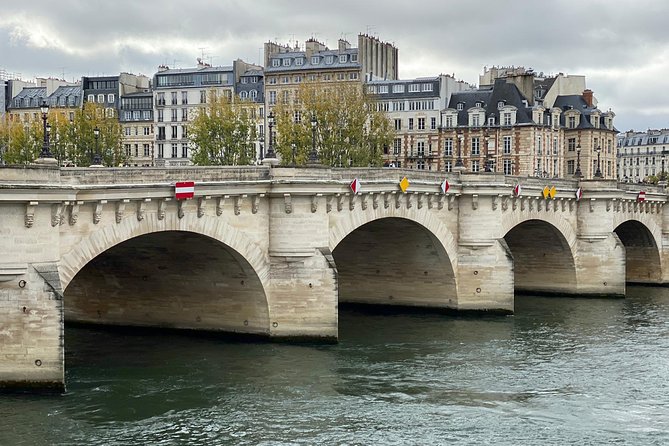 Paris Ile-de-la-Cité Walking Tour: Max 6 People Group or Private - The Conciergerie and the Revolution’s darker chapter