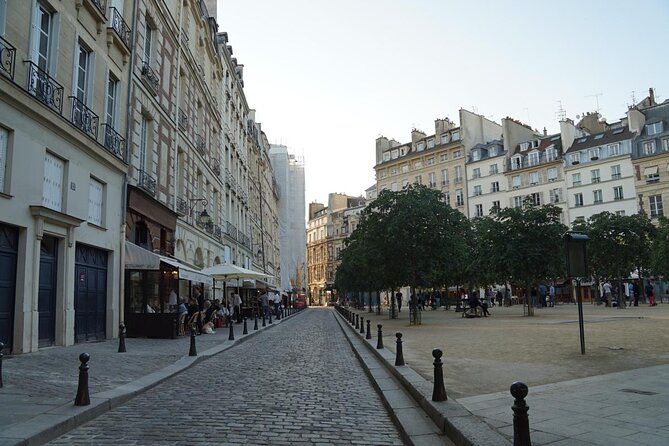 Paris Ile-de-la-Cité Walking Tour: Max 6 People Group or Private - Timing, meeting point, and walking demands