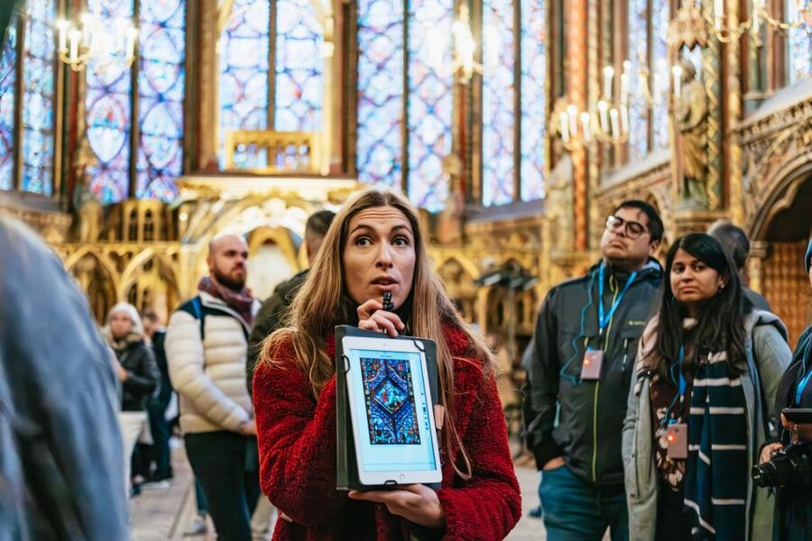 Paris: Ile de la Cité Walking Tour with Sainte-Chapelle - The Conciergerie and Marie-Antoinette’s cell
