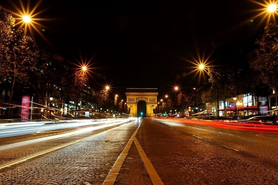 Paris: Illuminated Walking Tour - Ending by the Seine at Soul Bridge