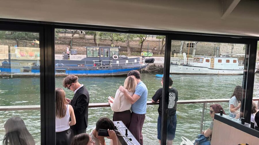 Paris: Illuminations River Cruise with Audio Commentary - From Port de la Bourdonnais to Les Invalides