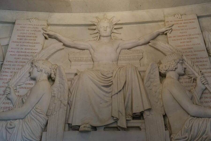 Paris: Invalides Dome - Skip-the-Line Guided Museum Tour - Following Napoleon through the museum galleries