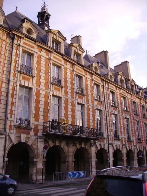 Paris: Jewish Marais District Walking Tour - What the private format adds