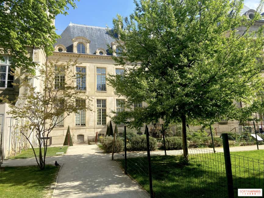 Paris: Jewish Marais District Walking Tour - Starting at the Synagogue des Tournelles