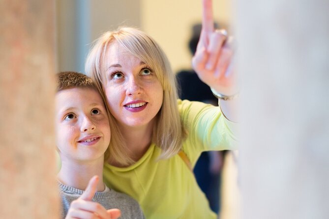 Paris Kids Louvre Treasure Hunt Private Tour - Egyptian mummies and other strong family moments