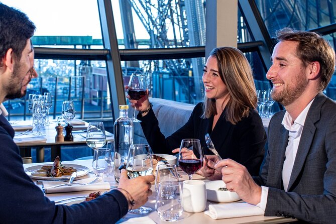 Paris Late Lunch at Eiffel Tower's Madame Brasserie Restaurant - What the dining room and views are really like