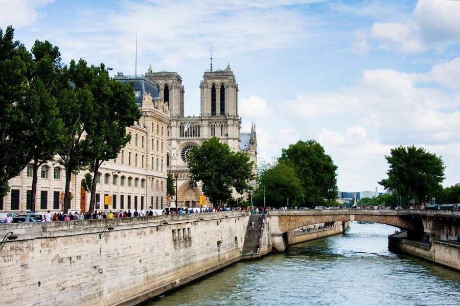 Paris Latin Quarter 2-Hour Private Walking Tour - Hôtel de Cluny and rare Gothic architecture