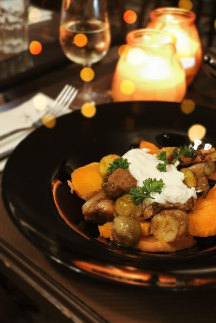 Paris: Latin Quarter Traditional Food Tour with Full Meal - Key points at a glance