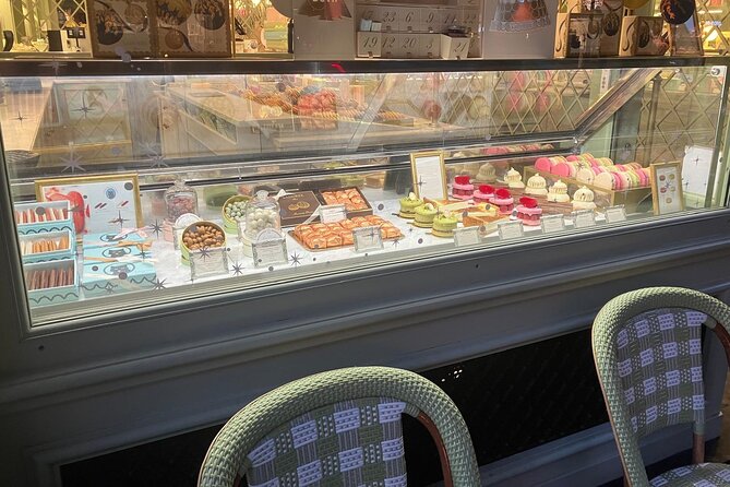 Paris Le Marais District Guided Walking Tour with Tastings - Why this short walk works in Le Marais