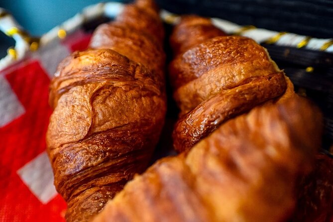 Paris Le Marais Food Tour With 10+ Tastings, Cheese, Wine & More - The Jewish quarter and creamy falafel