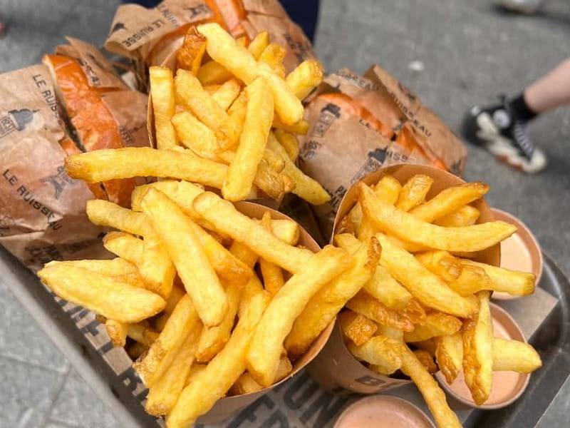 Paris: Le Marais Guided Food Tour with Tastings - Key points at a glance
