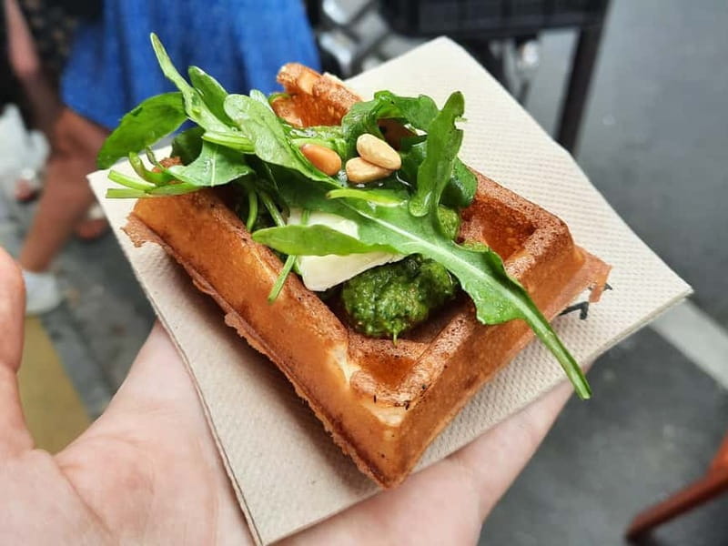 Paris: Le Marais Guided Food Tour with Tastings - The guides make the difference