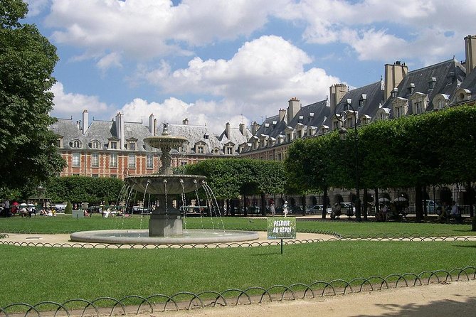 Paris Le Marais Historical Walking Tour with Wine and Cheese Tasting - Pont Marie and the Seine view toward Notre-Dame