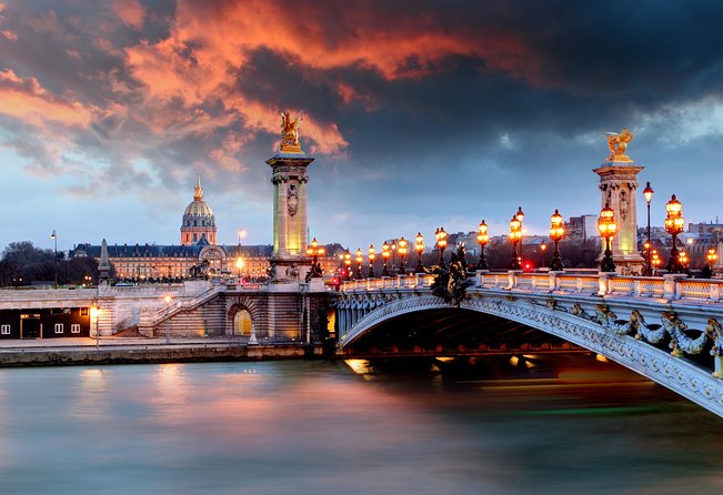 Paris Lights Evening Bus Tour with Eiffel Tower Summit Option - Champs-Elysées and the Arc de Triomphe