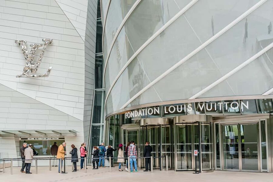 Paris: Louis Vuitton Foundation Exterior Tour with Entry - Continuing into Jardin d’Acclimatation