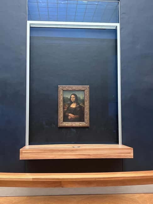 Paris: Louvre Museum Entry with History of Mona Lisa - Finding the host at 162 Rue de Rivoli