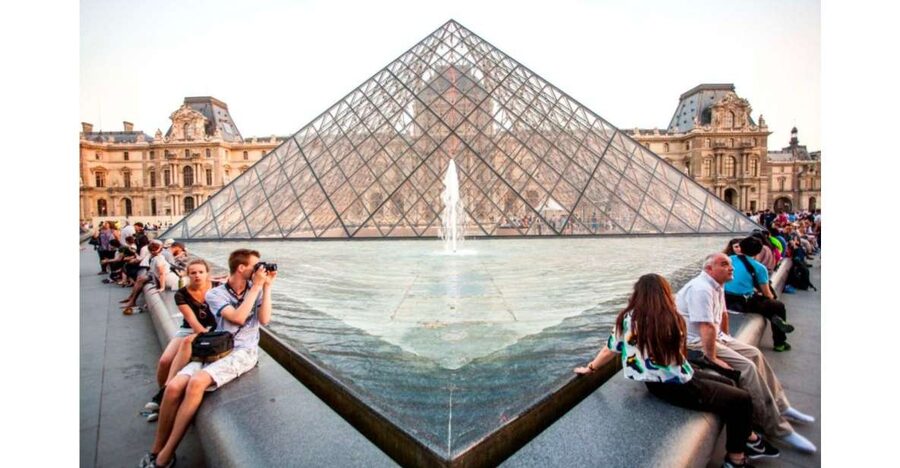 Paris: Louvre Museum Guided Tour - Why a Louvre guide helps on a first visit