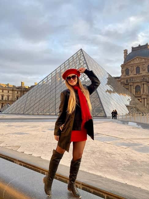 Paris: Louvre Museum Skip-the-Line Tickets for Monalisa - The express security entrance