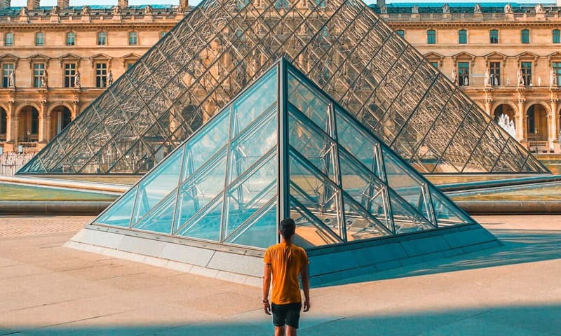Paris: Louvre Museum Ticket with Audio guide - Seven ways to shape a very large museum