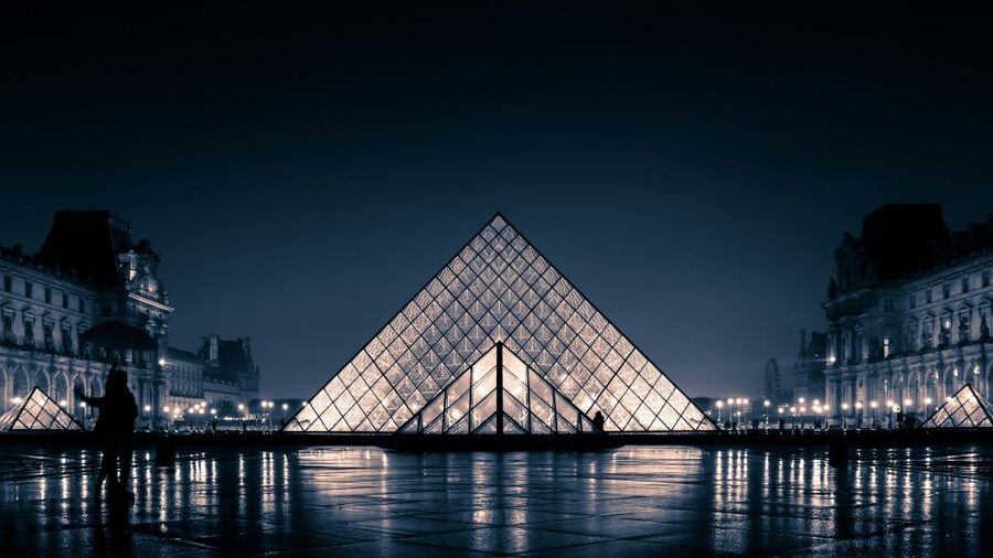 Paris: Louvre Museum Ticket with Optional Hosted - Current satisfaction and the main warning signs