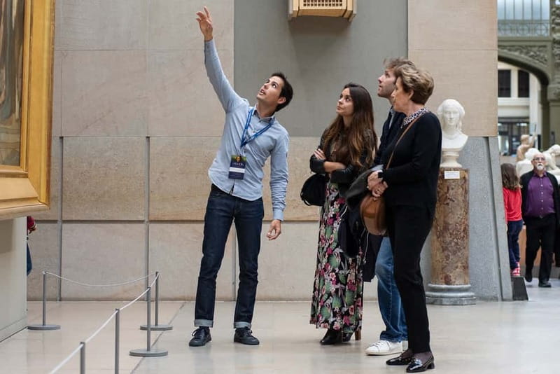 Paris: Louvre Must-See Tour with Reserved Entry Ticket - A 15-minute pause and time to look closer
