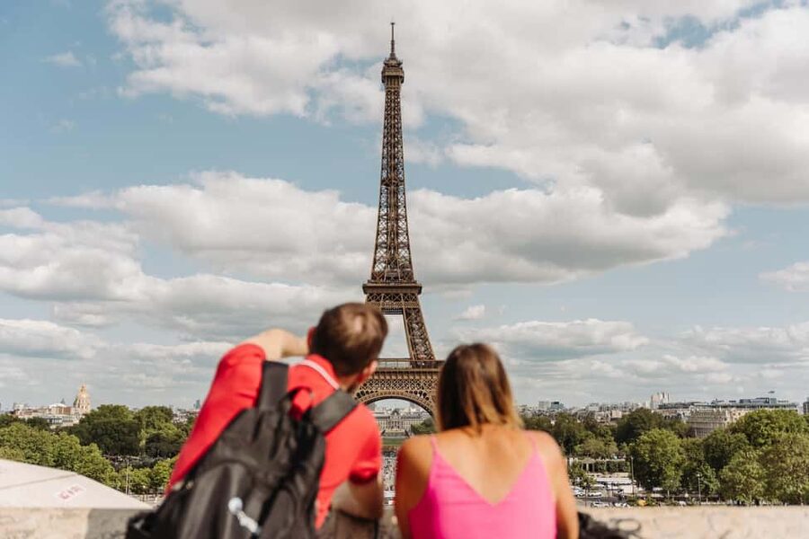 Paris: Louvre or Orsay, Eiffel Tower, City Walk & Cruise - The six things that define this Paris tour