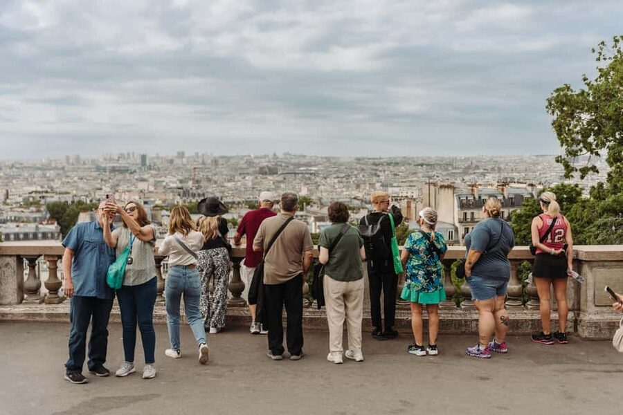 Paris: Louvre or Orsay, Eiffel Tower, City Walk & Cruise - The Louvre or Musée d’Orsay: choose your art day carefully