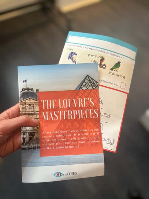 Paris Louvre : Private Treasure Hunt for Families or groups - Turning the Louvre into a detective story