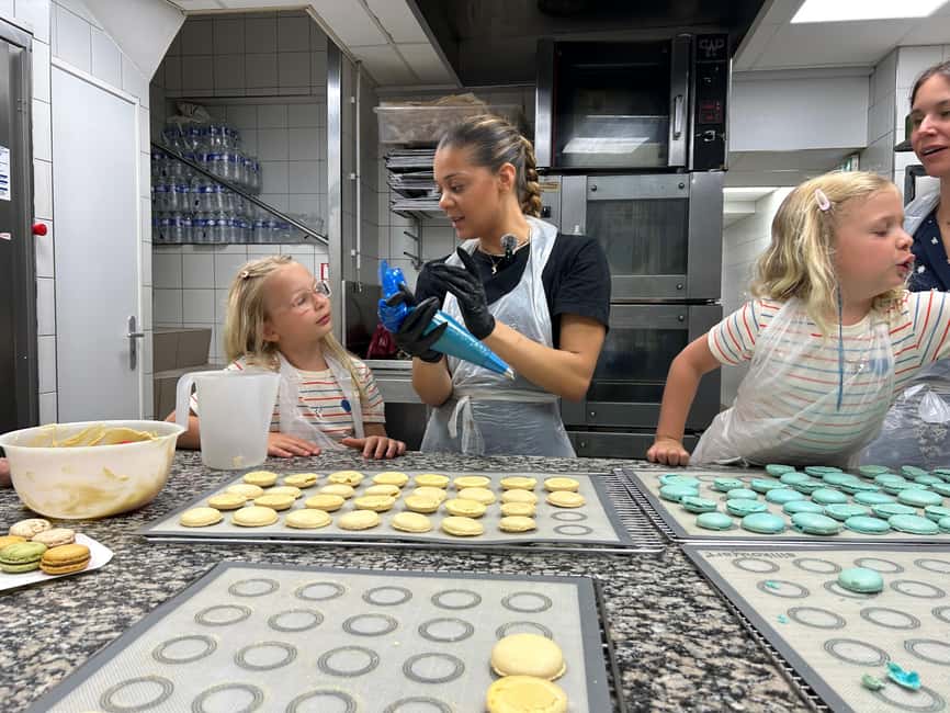 Paris: Macaron Baking Class - What the instructors add to the experience