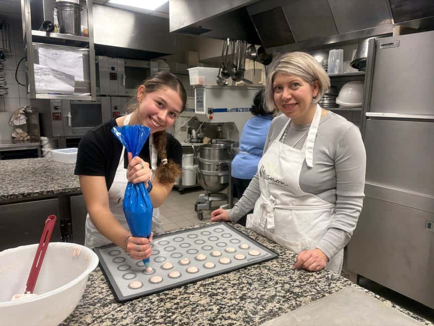 Paris: Macaron Baking Class - A practical way to fit it into your Paris day