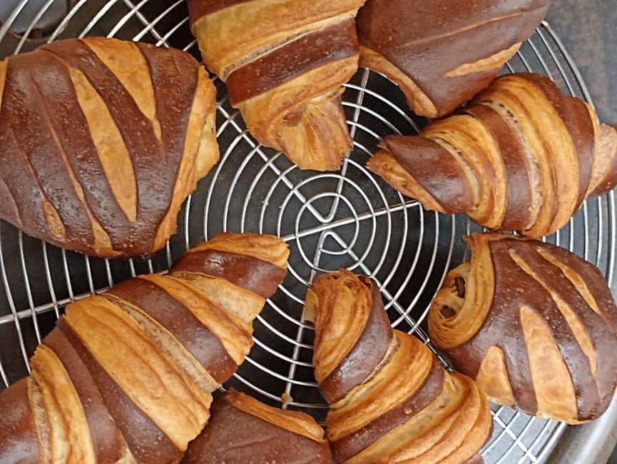Paris: Macaron, Croissant or Pastry Class with a French Chef - Small details that can improve your experience