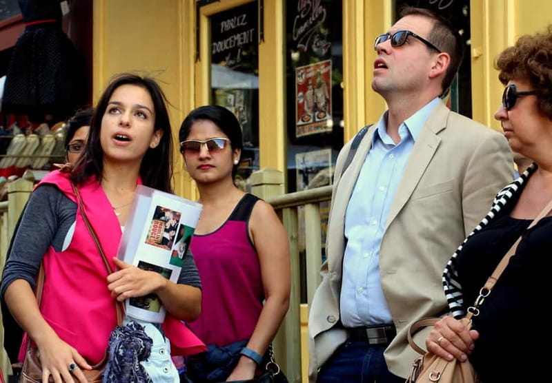 Paris: Magical Montmartre, without the crowds. Small group - Following the artists through Montmartre