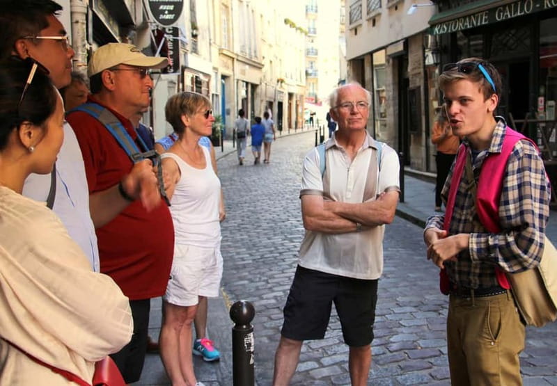 Paris: Marais without crowds. Guided Tour in a small group - Starting at Rue des Nonnains d’Hyères