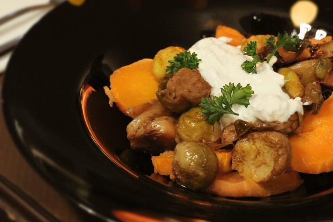 Paris Montmartre Food Tour - A Full French Meal by Do Eat Better - Why this is a smart way to see Montmartre