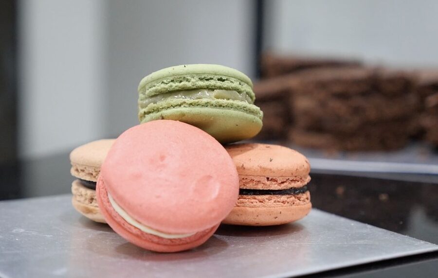 Paris: Montmartre Food Tour with Full Meal - Why this Montmartre food walk works so well