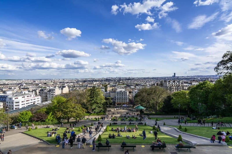 Paris: Montmartre Highlights Walking Tour with a Local Guide - The Wall of Love and Montmartre’s romantic side