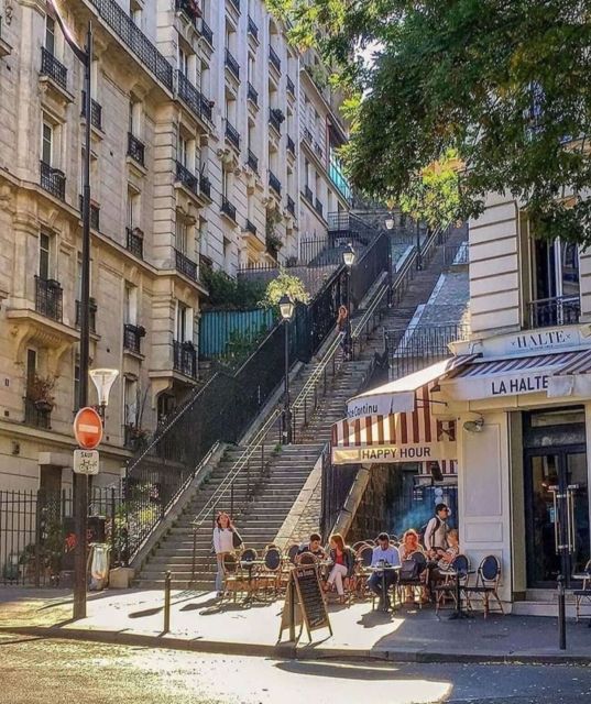 Paris: Montmartre Hill & Sacré-Cœur Guided Walking Tour - Walking through the artists’ Montmartre