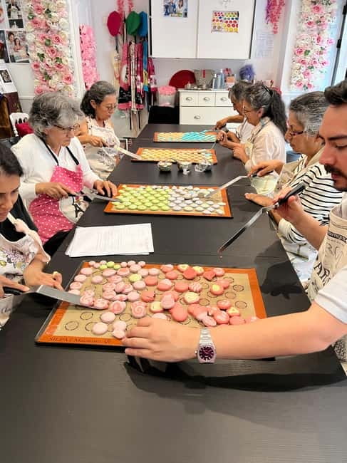 Paris: Montmartre Macaron Baking Workshop - A hands-on pastry class at 175 Rue Legendre