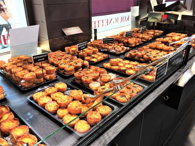 Paris: Montmartre/Pigalle Foodie Tour with Tastings - Local stories, practical advice, and a social evening