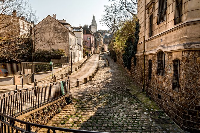 Paris Montmartre Private Walking Tour - Best Art, Culture, Food - Place du Tertre and the finish at La Bonne Franquette