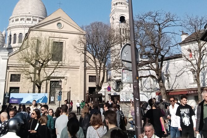 Paris: Montmartre Semi-Private Guided Walking Tour - Should you book this Montmartre tour?
