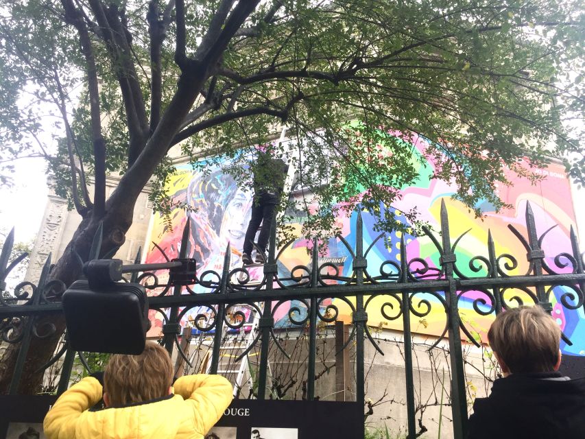 Paris: Montmartre Street Art Tour with an Artist - Booking flexibility and timing