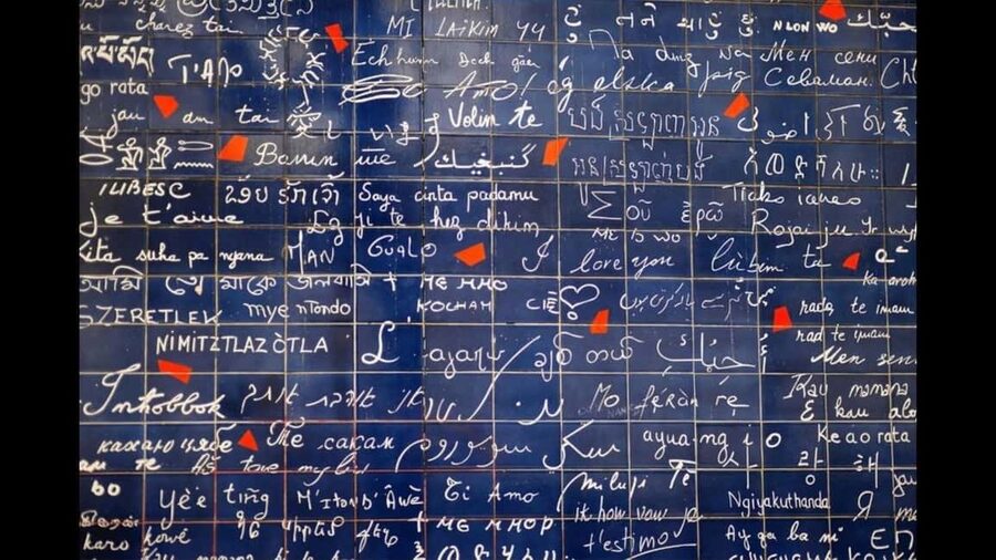 Paris: Montmartre Tour with Sacré-Cœur (Wine Tasting Option) - Key points at a glance